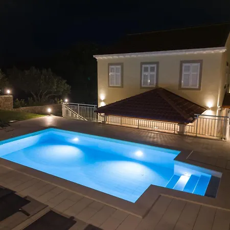 Brajkovic In Konavle With Pool * Zastolje