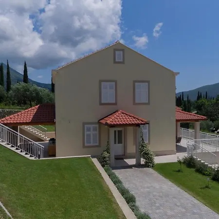 Vakantiehuis Brajkovic In Konavle With Pool Zastolje