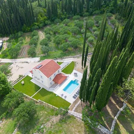 Brajkovic In Konavle With Pool * Zastolje